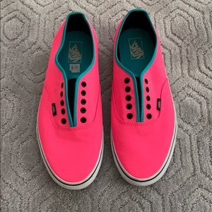 VANS Authentic Hot pink Sneaker